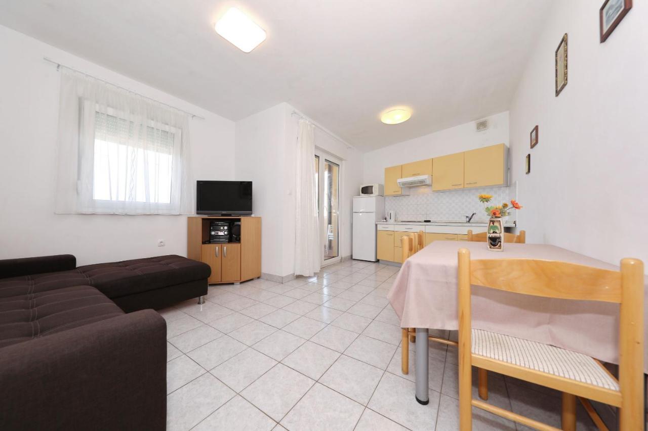 Apartment Alexa ตูรันญ์ ภายนอก รูปภาพ