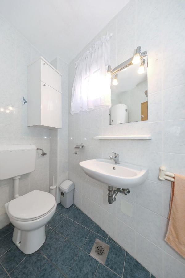 Apartment Alexa ตูรันญ์ ภายนอก รูปภาพ
