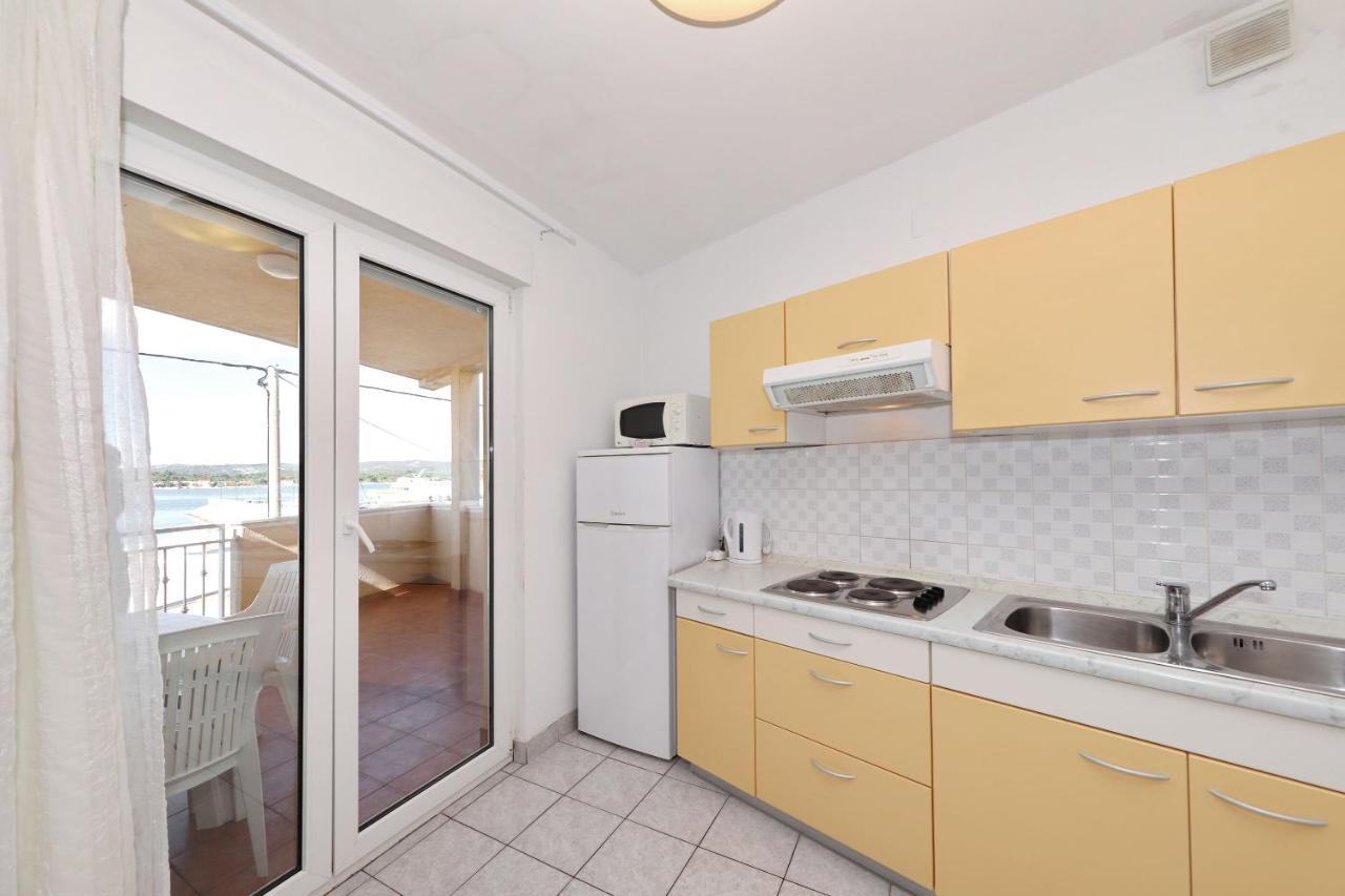 Apartment Alexa ตูรันญ์ ภายนอก รูปภาพ